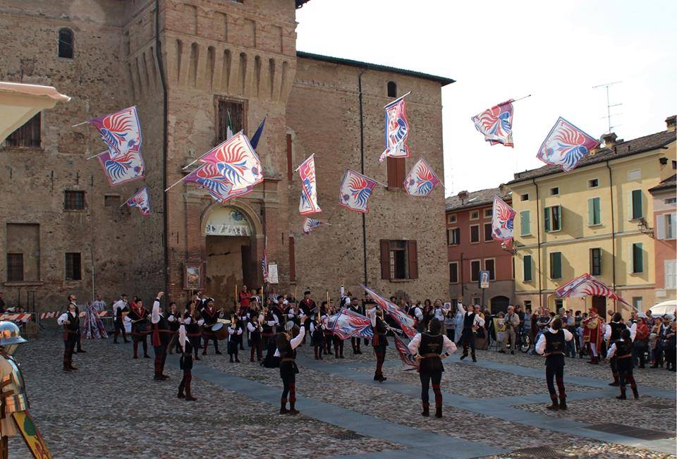 Sbandieratori e Musici Maestà della Battaglia